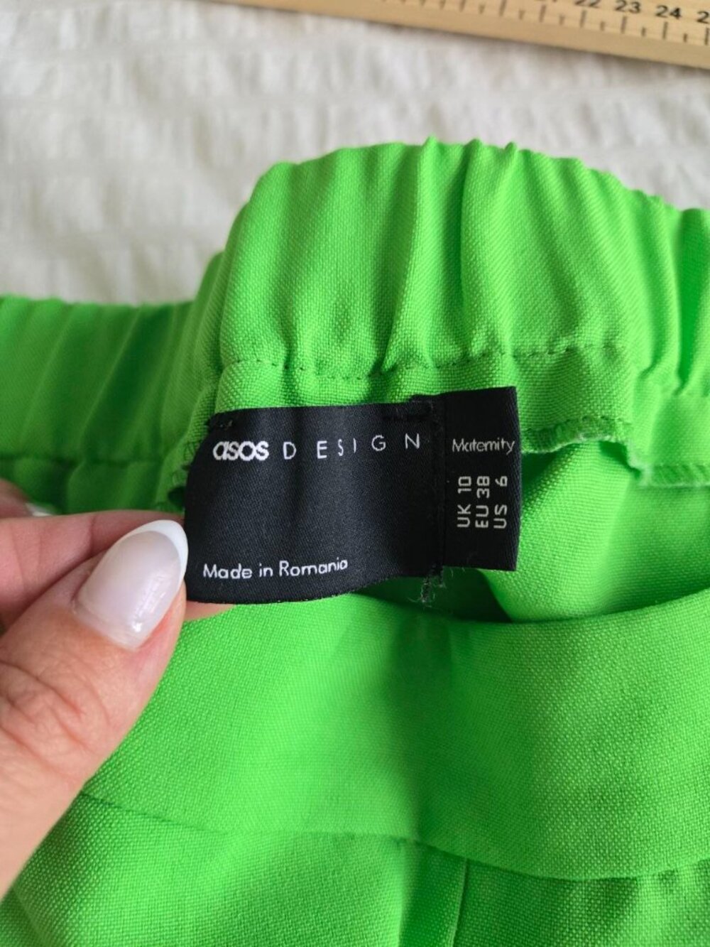 ASOS Design Maternity Neon Green Tapered Pants Size US 6 EU 38 Pull On Pregnancy - Picture 6 of 9
